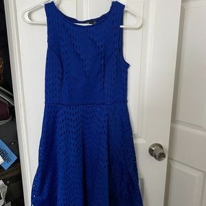 Short blue casual dress